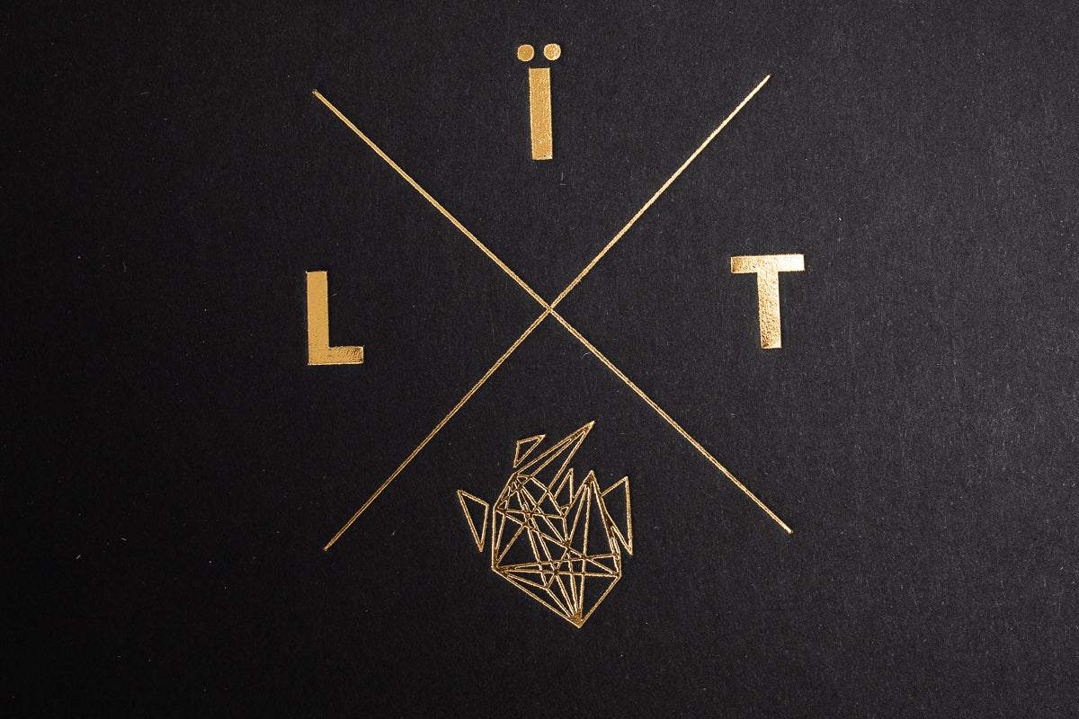 Notizbuch mit goldener Metallic Folienprägung als hochwertige Logo Veredelung