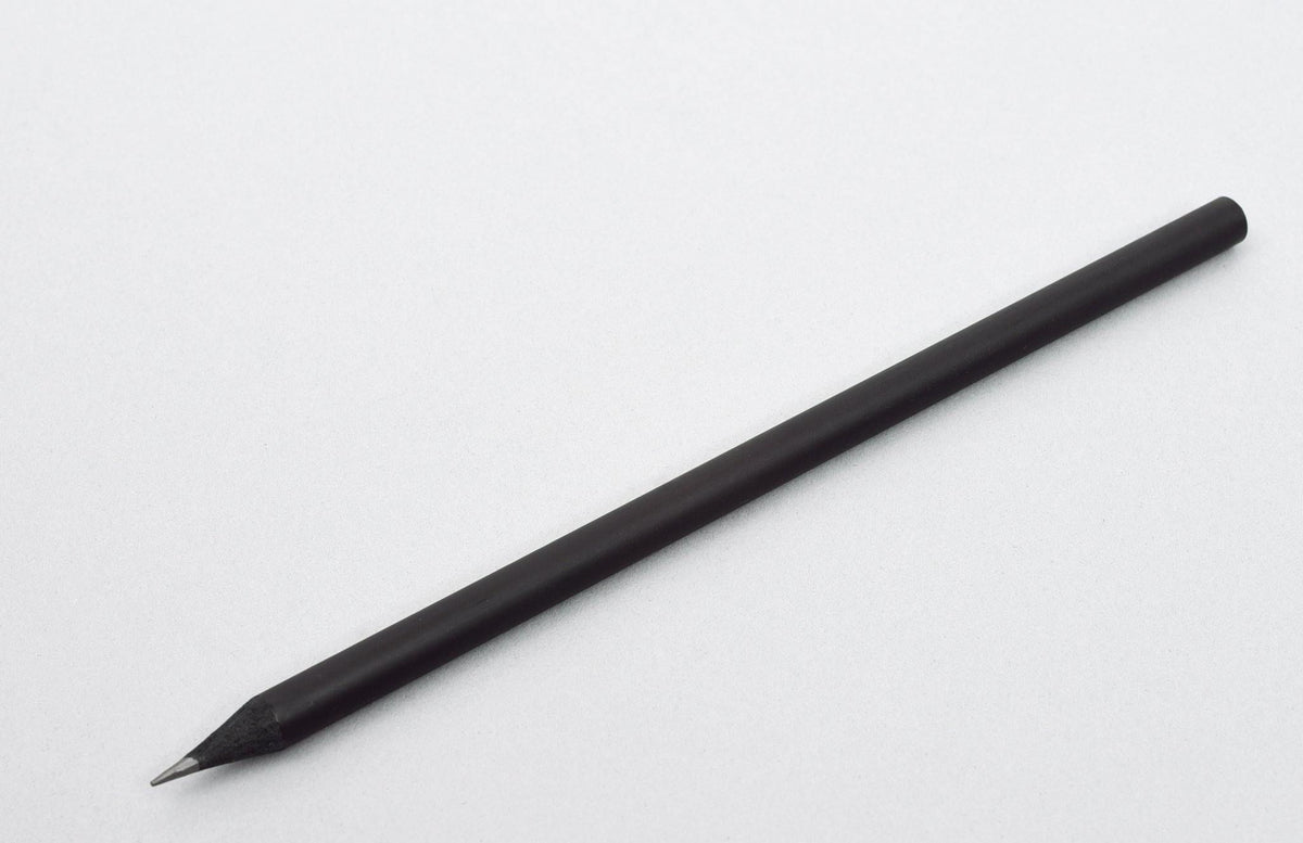 Bleistift schwarz (HB) – matt, durchgefärbt aus Zedernholz