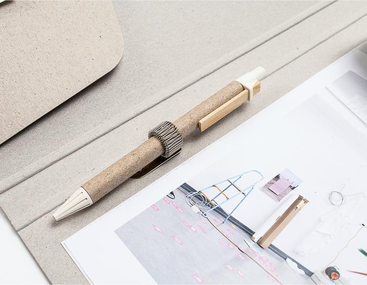 Klemmmappe A4 mit Stift und Unterlagen, Gummiband, ideal für Meetings und Pitches