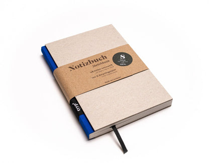Notizbuch A6 „BerlinBook“ blanko, perforiert, Einband Grau Recyclingkarton | Bundfarbe Blau Ocean