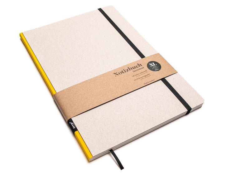 Notizbuch A4 gross „Klassik“ blanko, Abreißperforation, Einband Recyclingkarton Grau | Bundfarbe: Gelb